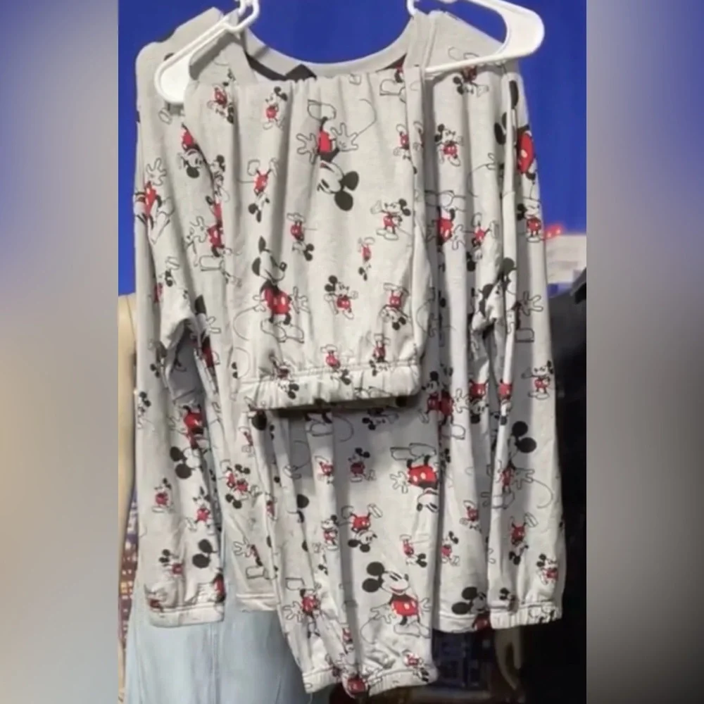 Disney WarnerBrothrs Rayon 2Pc Mickey Mouse LS Top  & Pocket Pant lounge Outfit - Picture 8 of 16